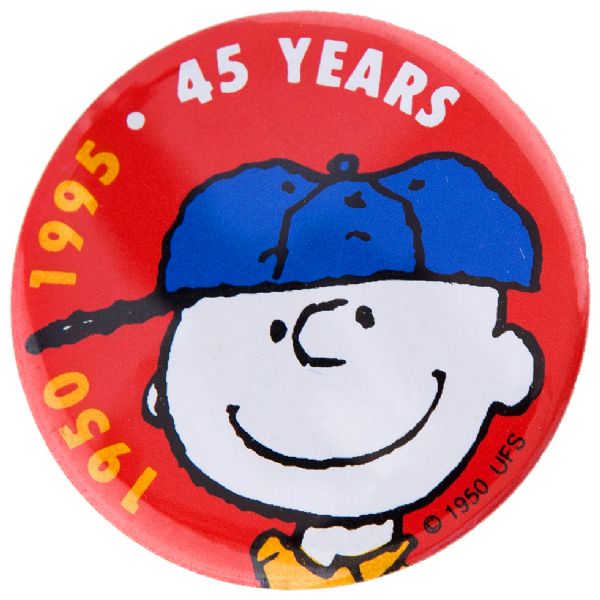 PEANUTS 45TH ANNIVERSARY 1950-1995 U.F.S. COMICS INDUSTRY PROMOTIONAL BUTTON.   