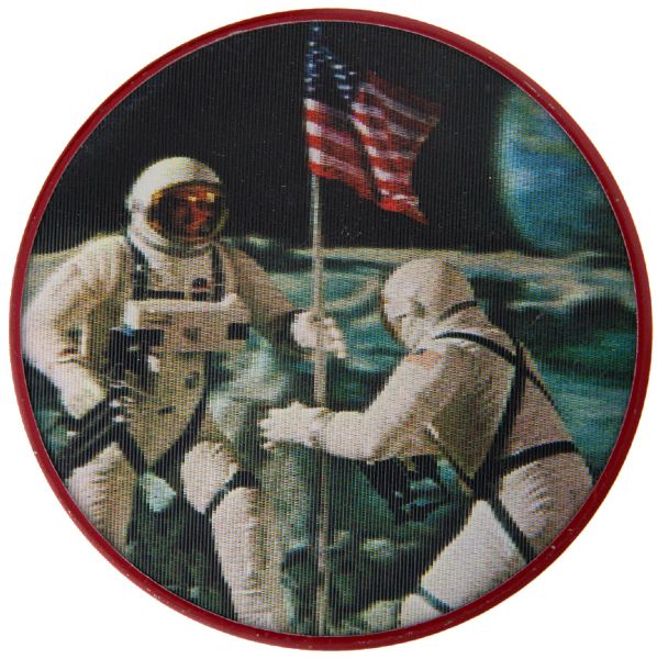 MOON LANDING SIMULATED COLOR 3D LENTICULAR BUTTON.