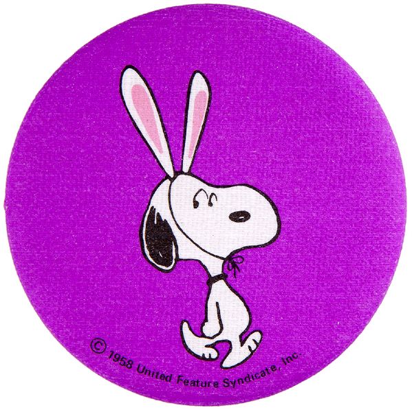 SNOOPY WEARS EASTER BUNNY EARS RARE FABRIC SURFACE LICENSED BUTTON.