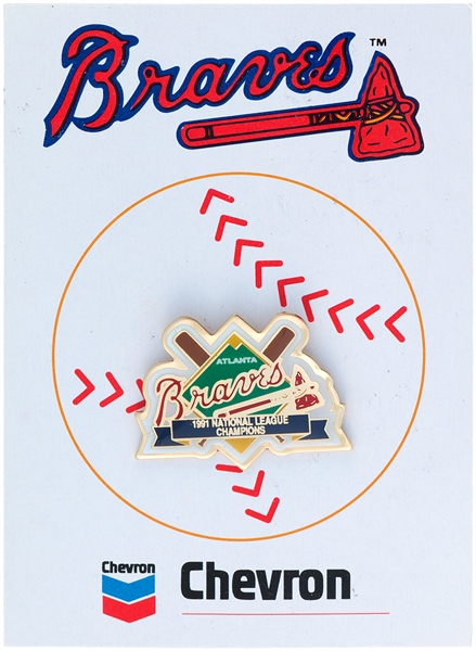 BRAVES 1991 N.L. CHAMPS CHEVRON GIVE AWAY CLASP BACK PIN ON CARD.